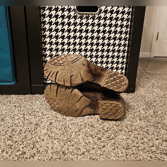 Freebird by Steven - Mission in Distressed Brown size 6 - Picture 4 of 5